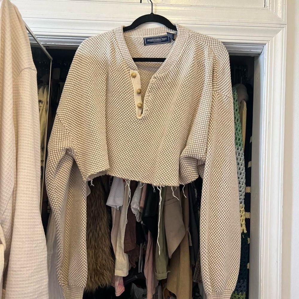 Cream Cropped Sweater